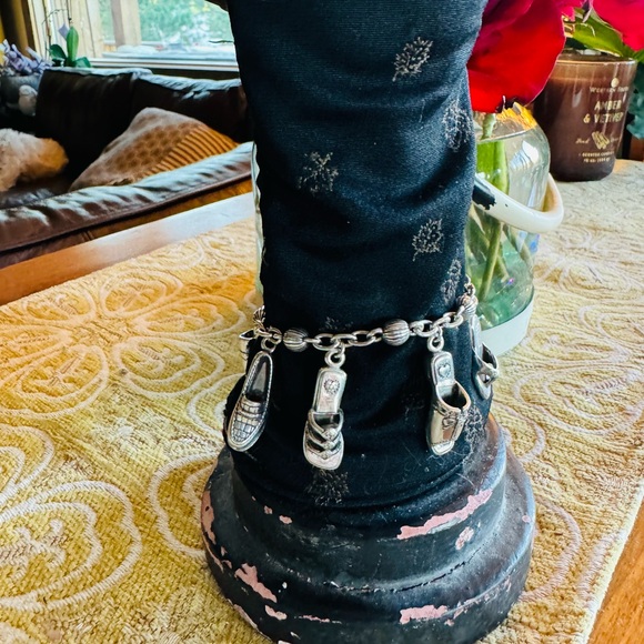 NWOT - Vintage Brighton shoe lovers bracelet - Picture 2 of 5